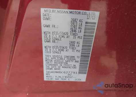 2013 Nissan Pathfinder Platinum из США, поврежденный, VIN 5N1AR2MM8DC627791